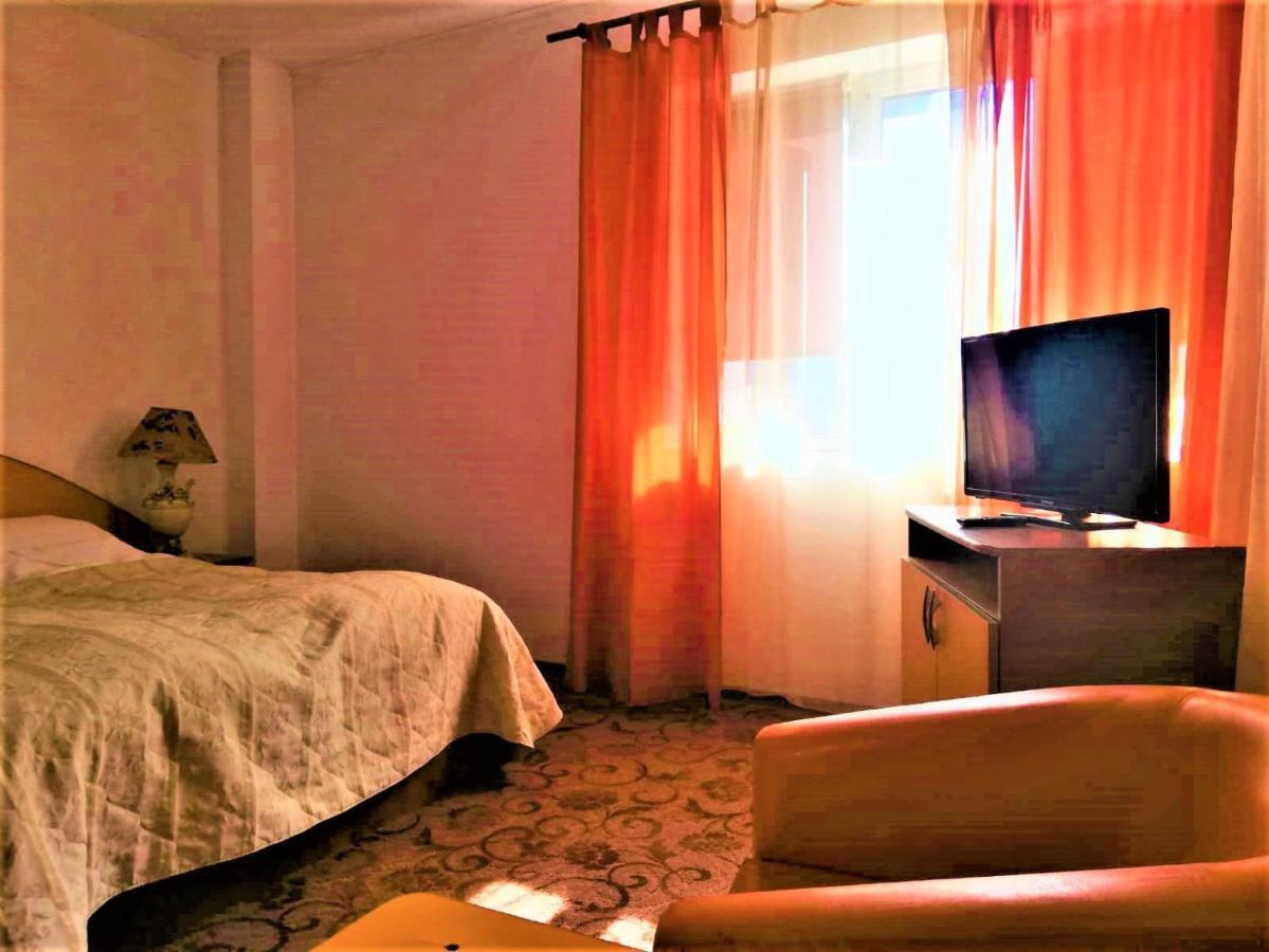 Hotel Dolce Far Niente Brasov Exterior photo